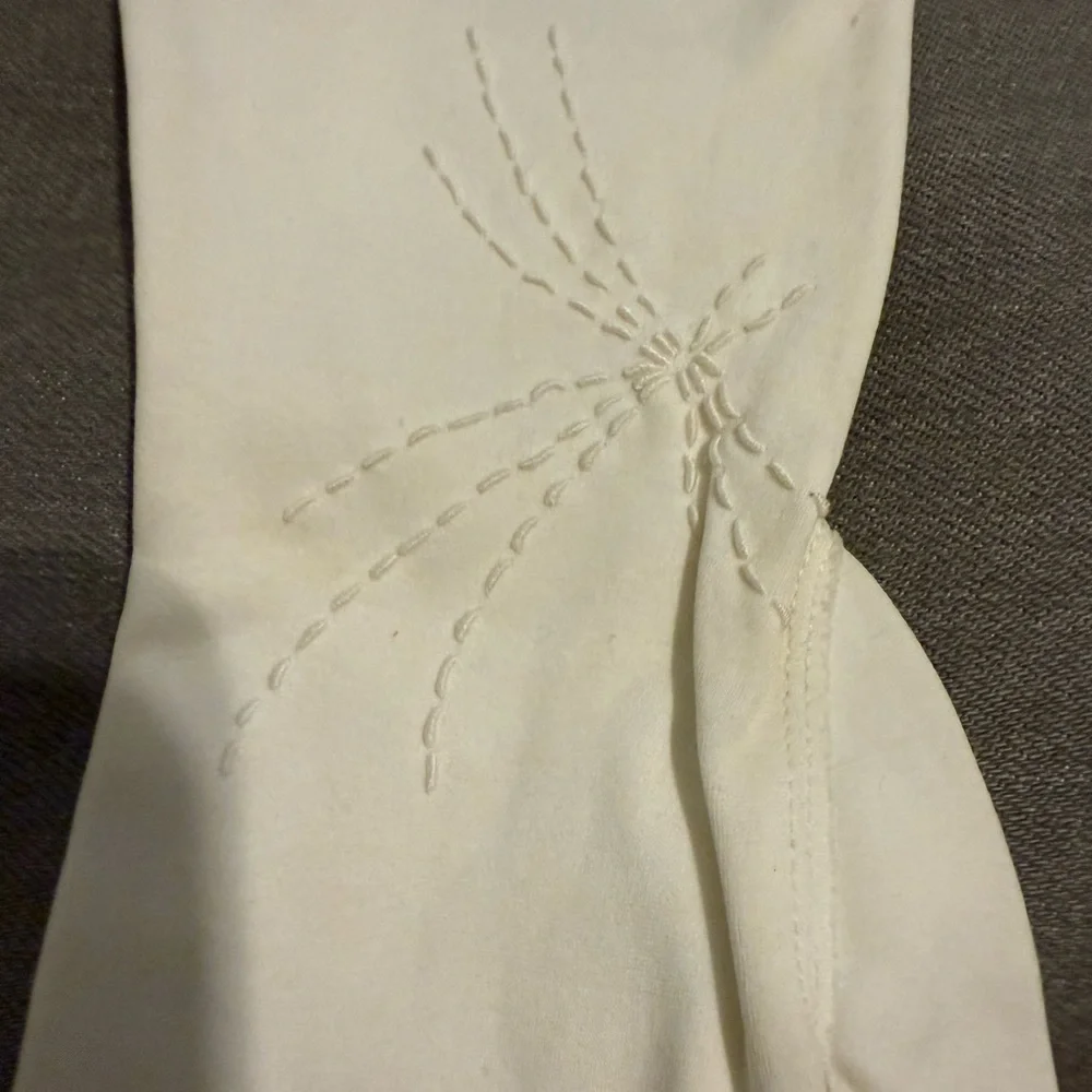 Fownes Royale White Gloves with Embroidered  100% Double Woven Cotton Vintage